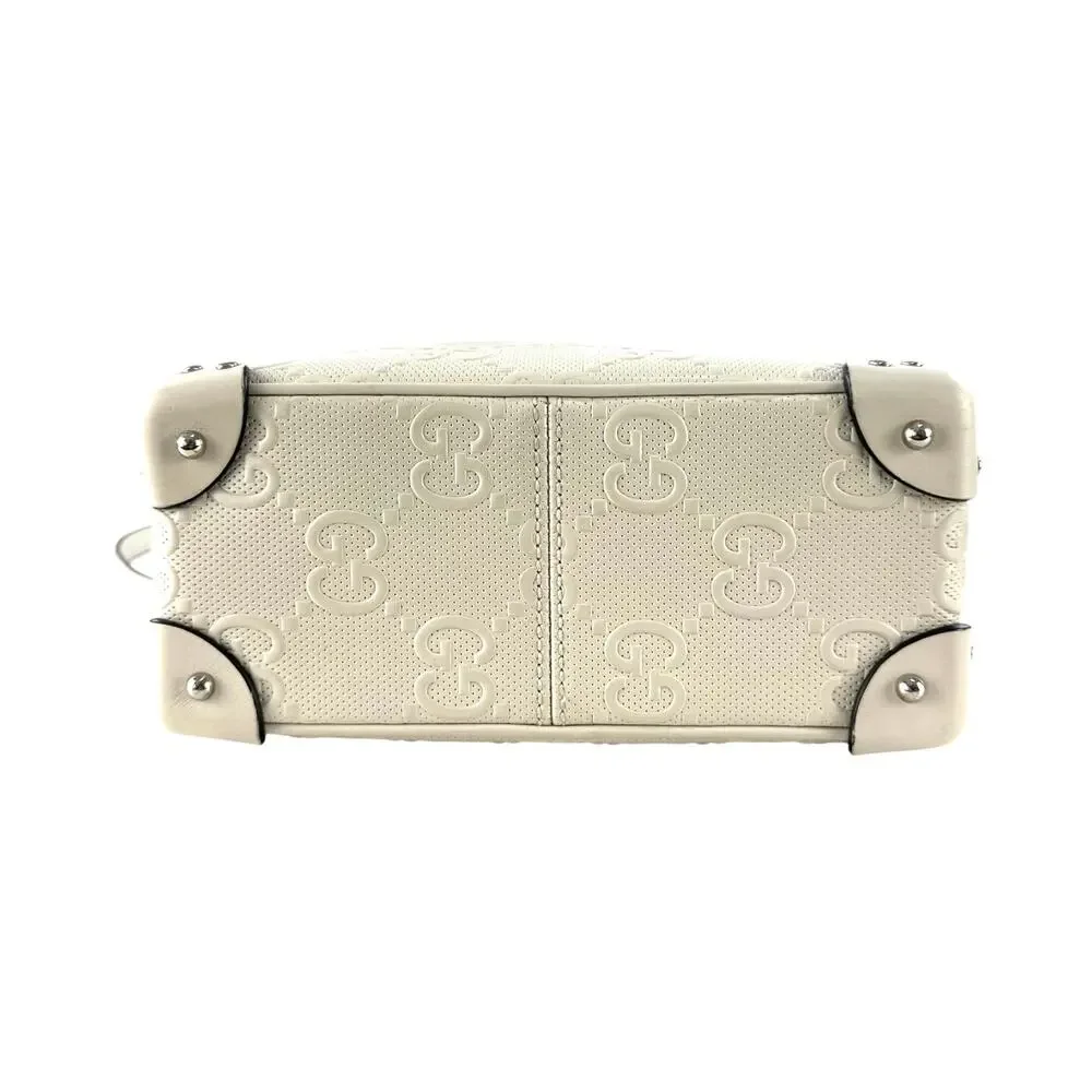 Gucci Ivory GG Embossed Shoulder Bag - Picture 6 of 9